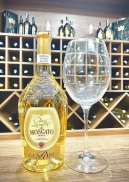 Rượu vang Moscato Frizzante